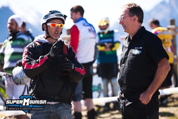 Corrado Herin e Franco Monchiero si confrontano sui passaggi della gara Corrado Herin e Franco Monchiero si confrontano sui passaggi della gara